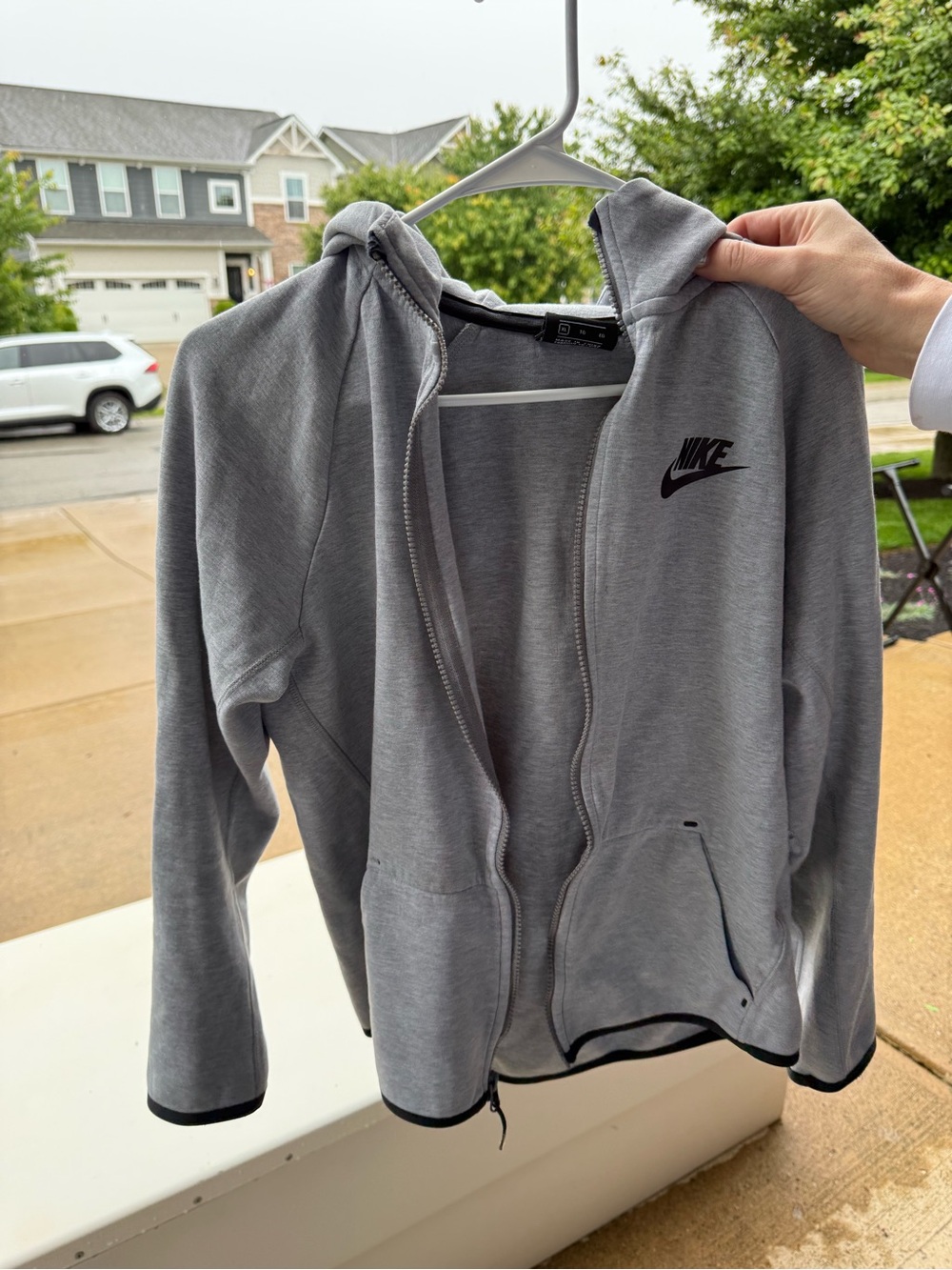 Nike Light Grey Full-Zip Hoodie with White Logo